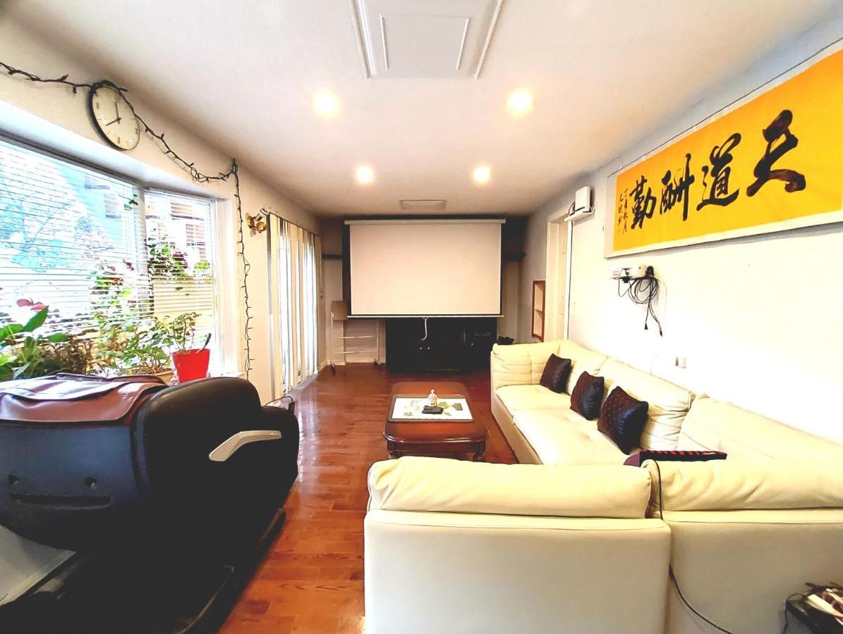 Renovated Cozy Bedroom With Private Washroom Toronto Ngoại thất bức ảnh