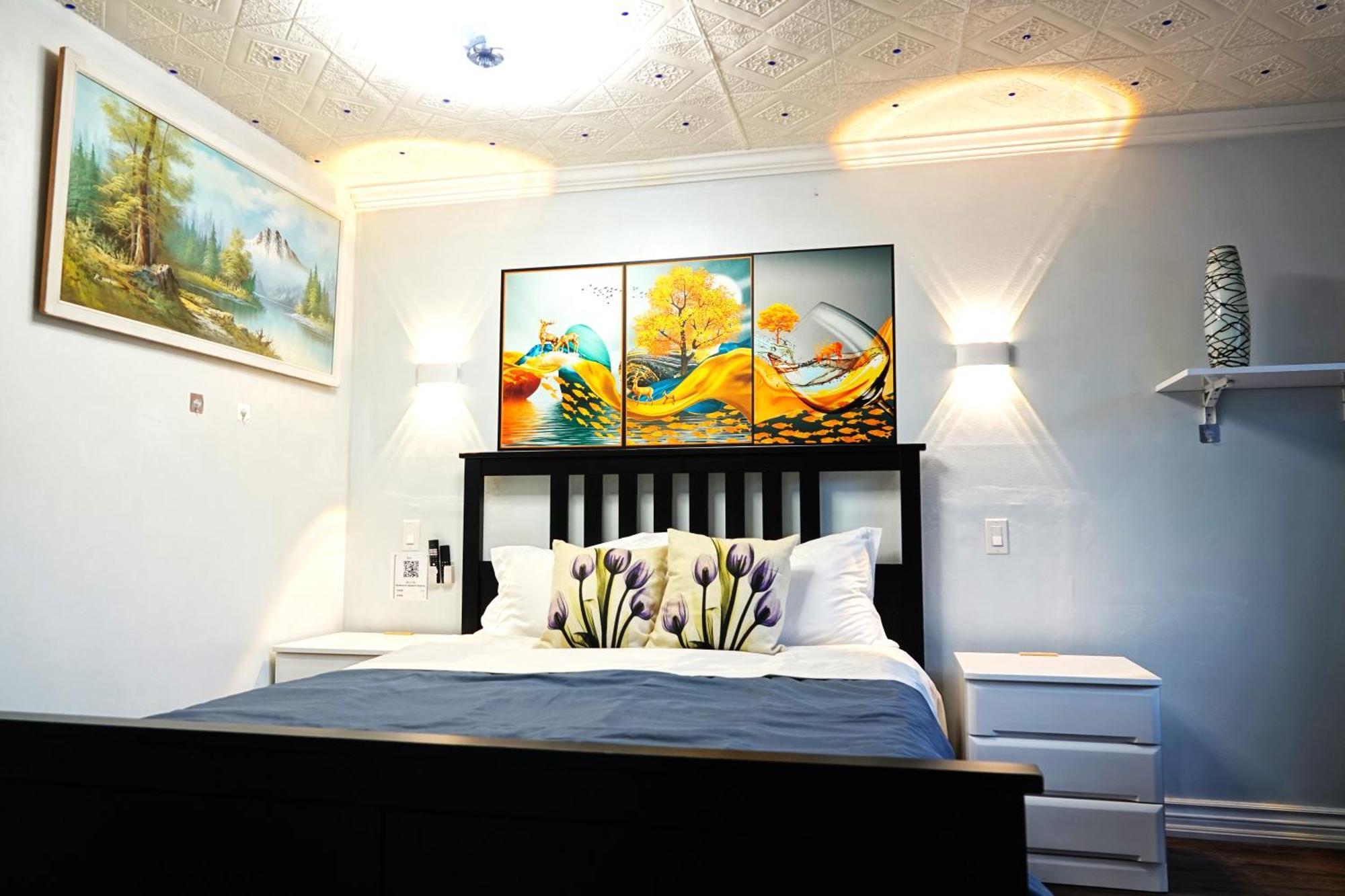 Renovated Cozy Bedroom With Private Washroom Toronto Ngoại thất bức ảnh